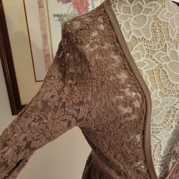 Arizona Jean Co lace cardigan top. - Picture 4 of 6